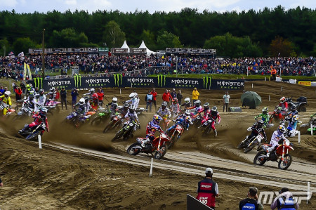Kay De Wolf vítězí v 1. jízdě FIM MX2 Flander 2025