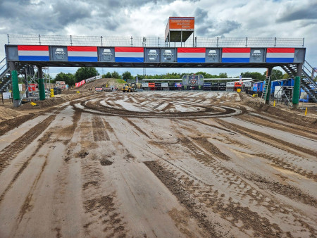 Online: Výsledky a live timing MXGP Nizozemska 2025 (sobota)