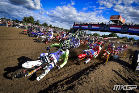 Jeffrey Herlings ovládl 1. jízdu MXGP Nizozemska! Hrdinou byl po stíhací jízdě druhý Lucas Coenen