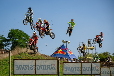 Sledujete ŽIVĚ ADAC MX Masters 2025 z Bitche (sobota - neděle)