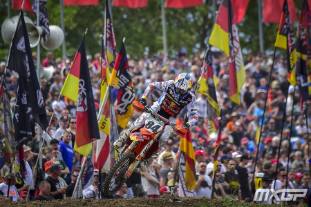Jeffrey Herlings vítězí v MXGP Turecka 2025 a slaví svou 111 vítěznou GP