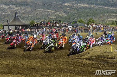 Simon Laengenfelder ovládl 1. jízdu FIM MX2 v Argentině! Julius Mikula nedojel 