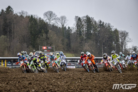 Simon Laengenfelder ovládl 1. jízdu FIM MX2 ve Frauenfeldu