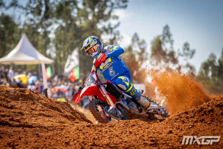 Jeffrey Herlings slaví celkové vítězství MXGP Portugalska 2026