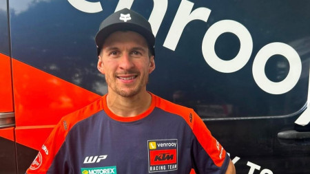 Jeremy Seewer se vrací do FIM MXGP. Bude závodit v týmu Van Venrooy KTM .