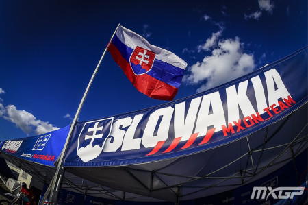Slovensko vyhrálo B Finále a postoupilo do finálových jízd! Český tým bere v MXoN 2026 konečné 21. místo