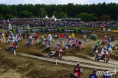 Kay De Wolf vítězí v 1. jízdě FIM MX2 Flander 2025